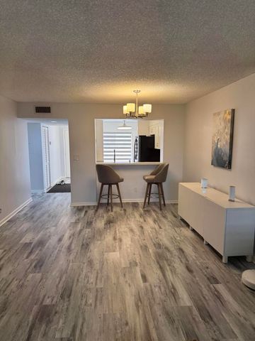 7287 S Devon Drive 109, Tamarac, FL 33321