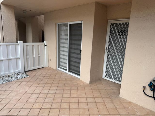 7287 S Devon Drive 109, Tamarac, FL 33321