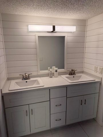 7287 S Devon Drive 109, Tamarac, FL 33321