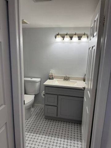 7287 S Devon Drive 109, Tamarac, FL 33321