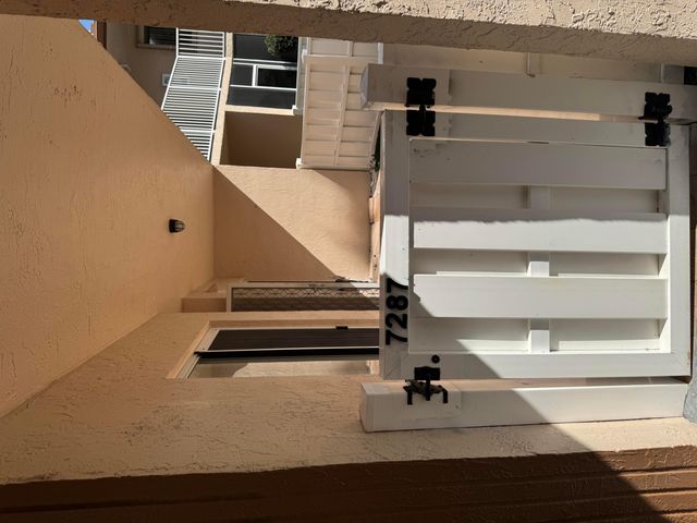 7287 S Devon Drive 109, Tamarac, FL 33321