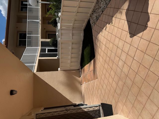 7287 S Devon Drive 109, Tamarac, FL 33321