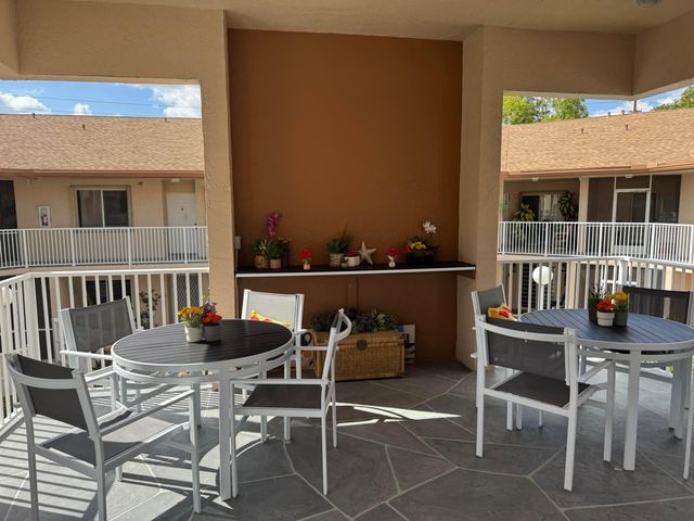 7287 S Devon Drive 109, Tamarac, FL 33321