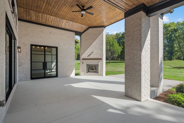 712 Wilson Pike, Brentwood, TN 37027