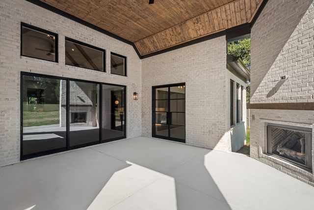 712 Wilson Pike, Brentwood, TN 37027