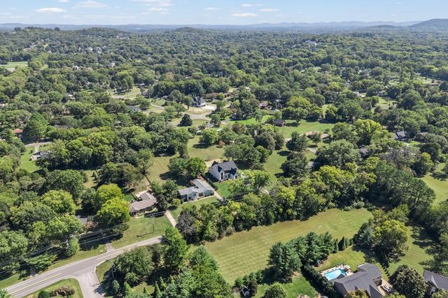 712 Wilson Pike, Brentwood, TN 37027