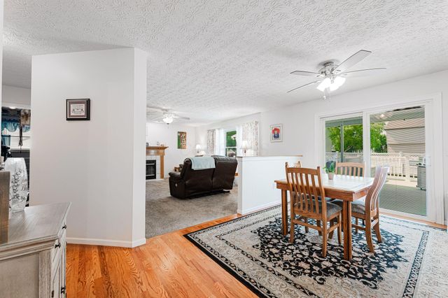 1948 Mayflower Circle, Grove City, OH 43123