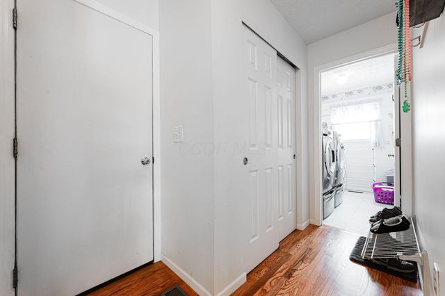 1948 Mayflower Circle, Grove City, OH 43123