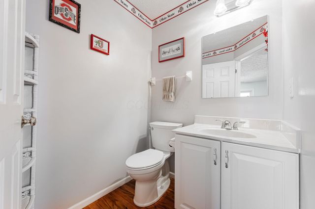 1948 Mayflower Circle, Grove City, OH 43123