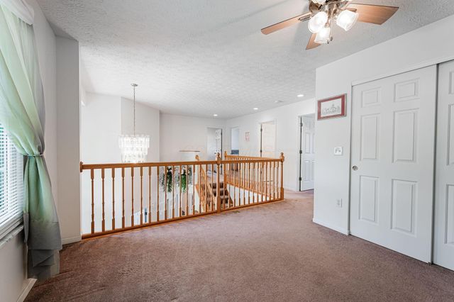 1948 Mayflower Circle, Grove City, OH 43123