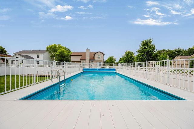 1948 Mayflower Circle, Grove City, OH 43123
