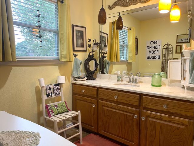 151 LCR Cedar C3, Mexia, TX 76667