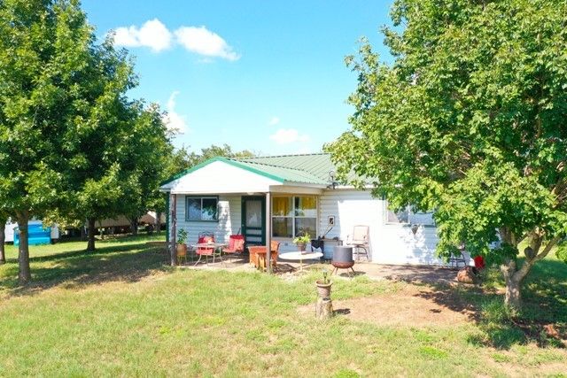 151 LCR Cedar C3, Mexia, TX 76667