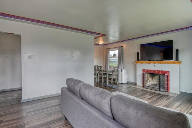 408 W GORDON Ave, Spokane, WA 99205