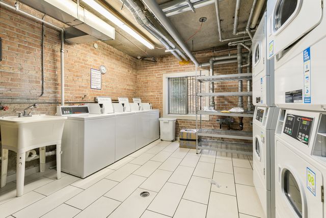 5534 N Kenmore Avenue 205, Chicago, IL 60640