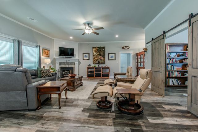 2091 Ferndale Cove, Alexander, AR 72002