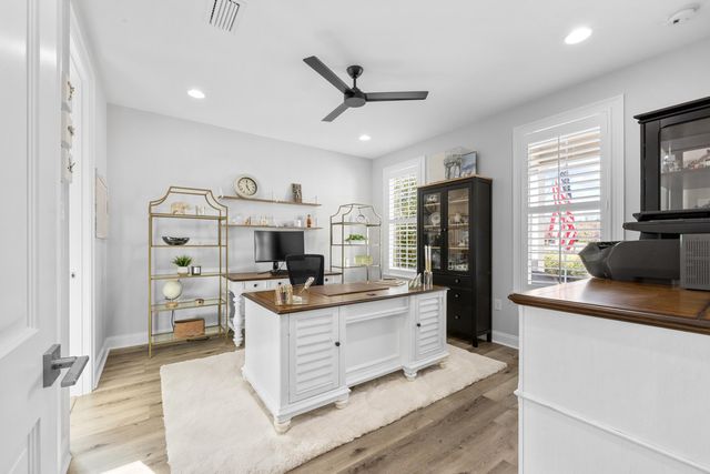 140 Raiders Trail, Valparaiso, FL 32580