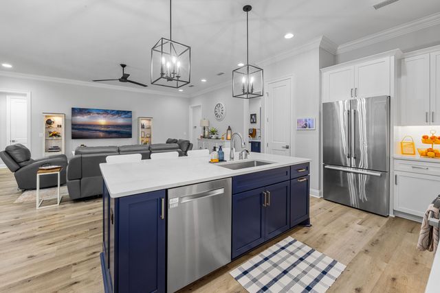 140 Raiders Trail, Valparaiso, FL 32580