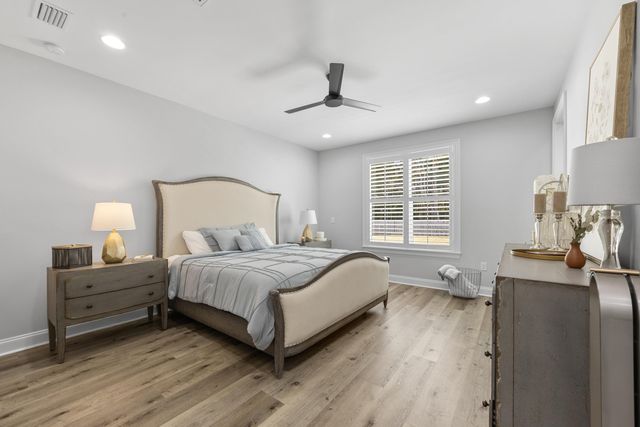 140 Raiders Trail, Valparaiso, FL 32580