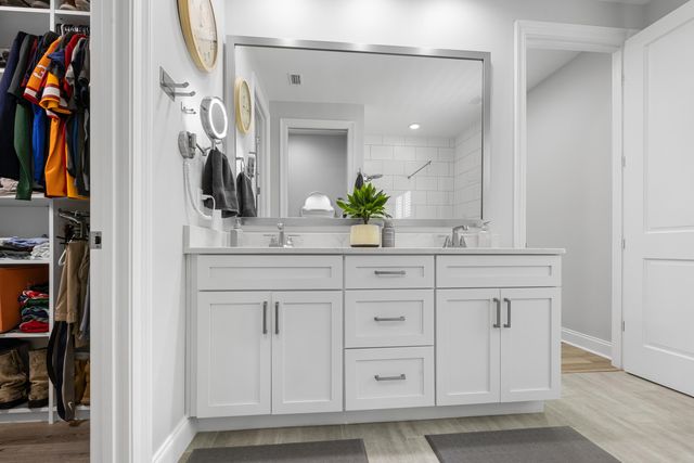 140 Raiders Trail, Valparaiso, FL 32580