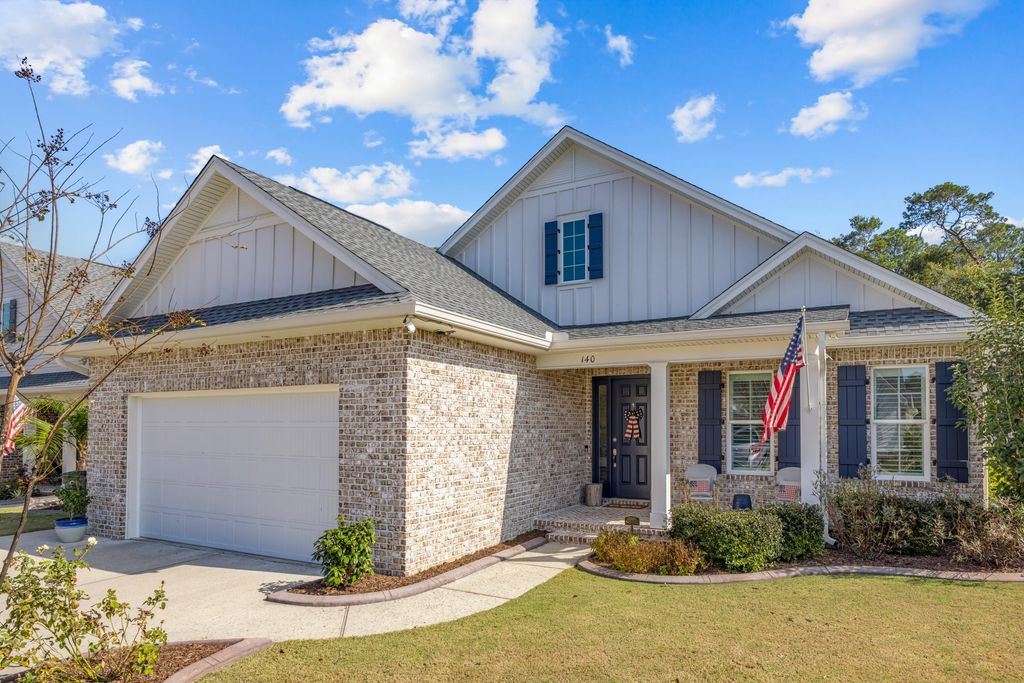 140 Raiders Trail, Valparaiso, FL 32580