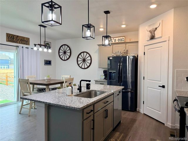 43075 Merion Hills Ct, Elizabeth, CO 80107