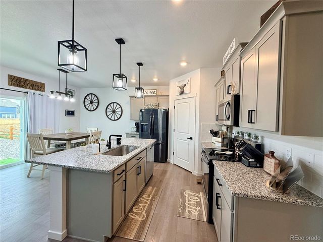 43075 Merion Hills Ct, Elizabeth, CO 80107