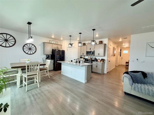 43075 Merion Hills Ct, Elizabeth, CO 80107