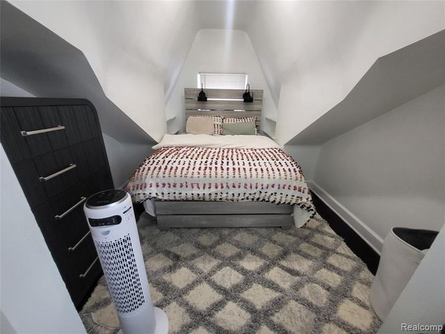 17167 Hartwell Street, Detroit, MI 48235