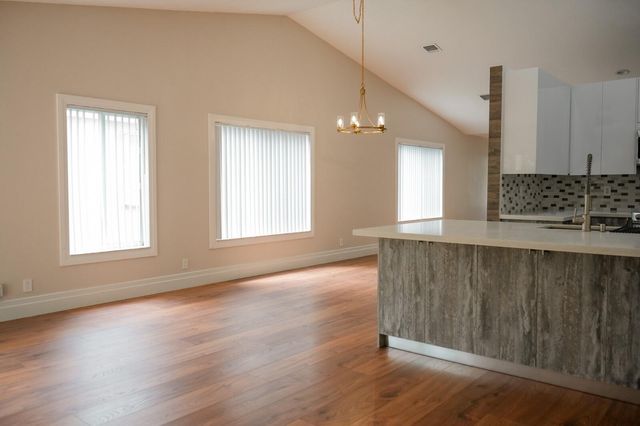 1261 Majesty Terrace, Weston, FL 33327