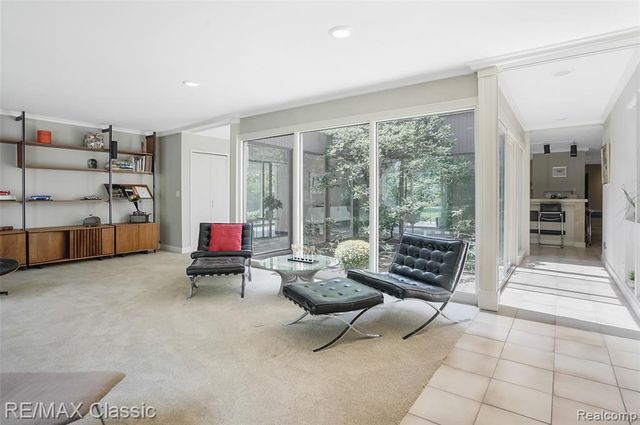 2953 Little Lane, Bloomfield Hills, MI 48302