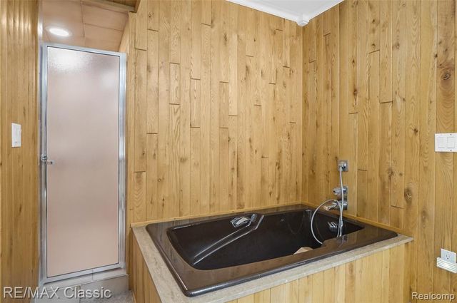 2953 Little Lane, Bloomfield Hills, MI 48302