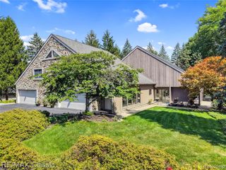 2953 Little Lane, Bloomfield Hills, MI 48302