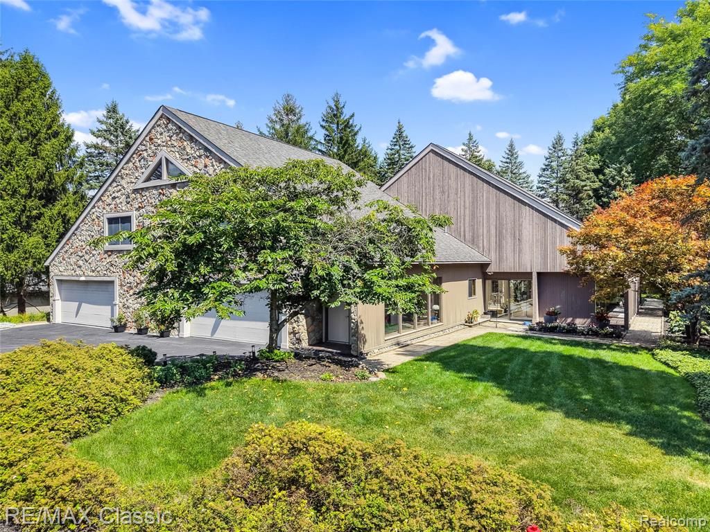 2953 Little Lane, Bloomfield Hills, MI 48302