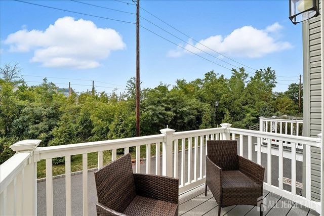 805 Bayside Court, South Amboy, NJ 08879