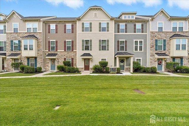 805 Bayside Court, South Amboy, NJ 08879