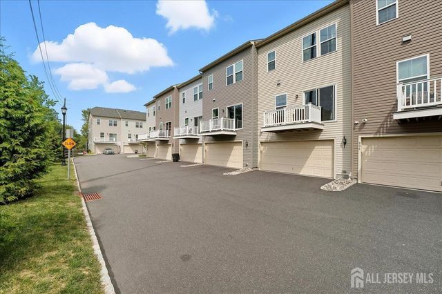 805 Bayside Court, South Amboy, NJ 08879