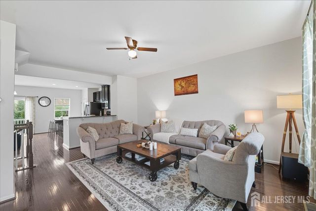 805 Bayside Court, South Amboy, NJ 08879