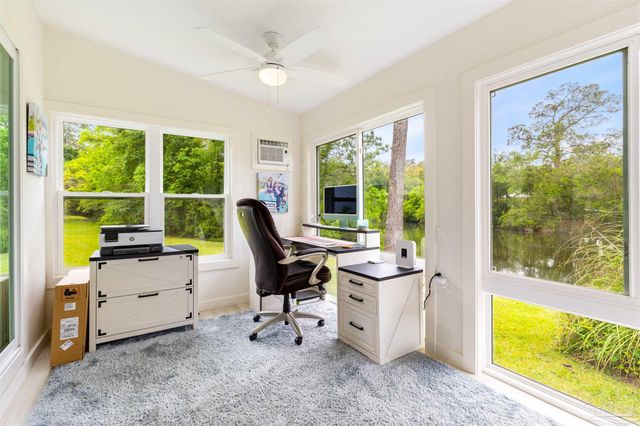 3085 Robertson Rd, Pensacola, FL 32507