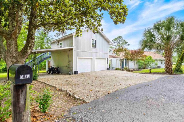 3085 Robertson Rd, Pensacola, FL 32507