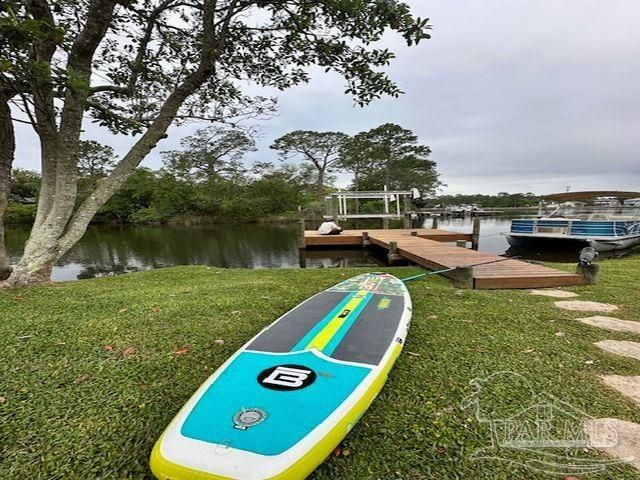 3085 Robertson Rd, Pensacola, FL 32507