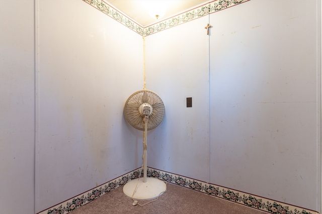 238 Brookfield Road, Brimfield, MA 01010