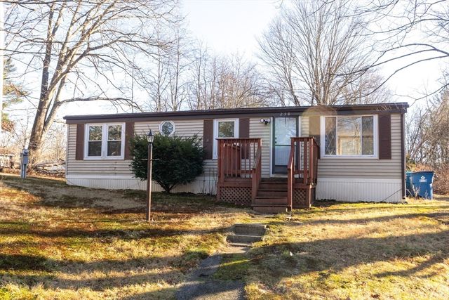238 Brookfield Road, Brimfield, MA 01010