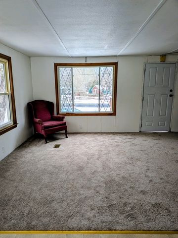 238 Brookfield Road, Brimfield, MA 01010