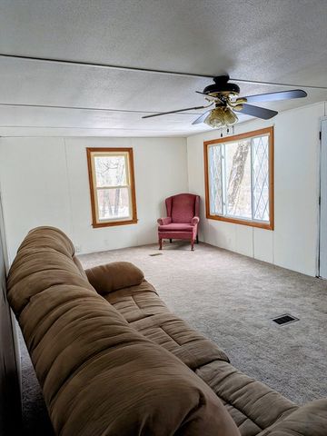 238 Brookfield Road, Brimfield, MA 01010