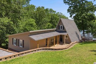 120 Oak Valley Lane, Murray, KY 42071