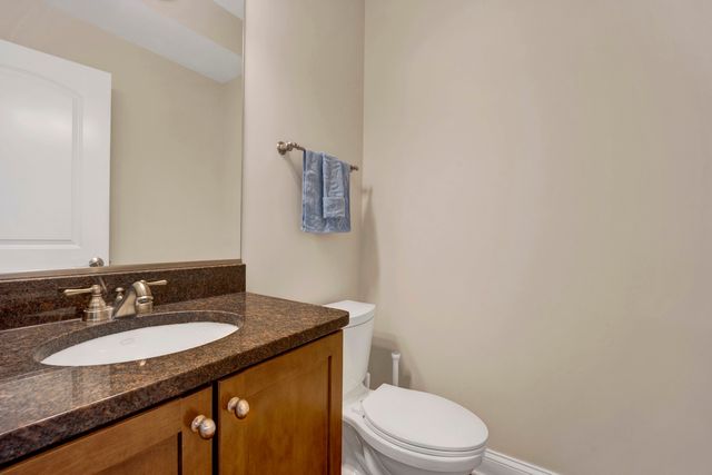 117 S Grant Street, Westmont, IL 60559