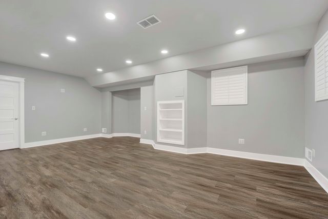 117 S Grant Street, Westmont, IL 60559