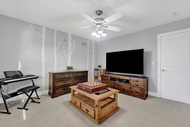 117 S Grant Street, Westmont, IL 60559