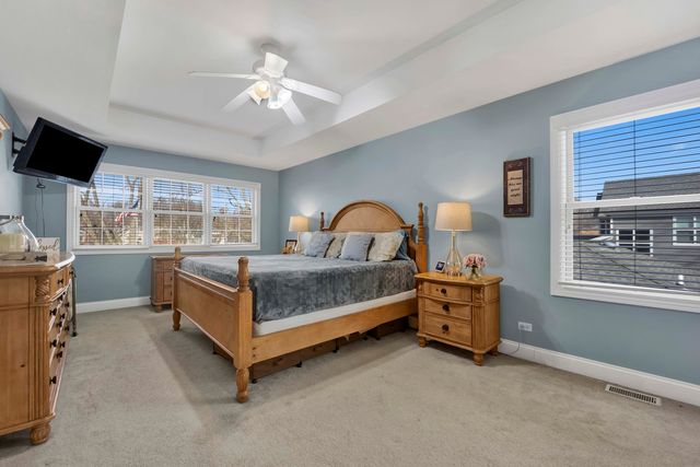 117 S Grant Street, Westmont, IL 60559